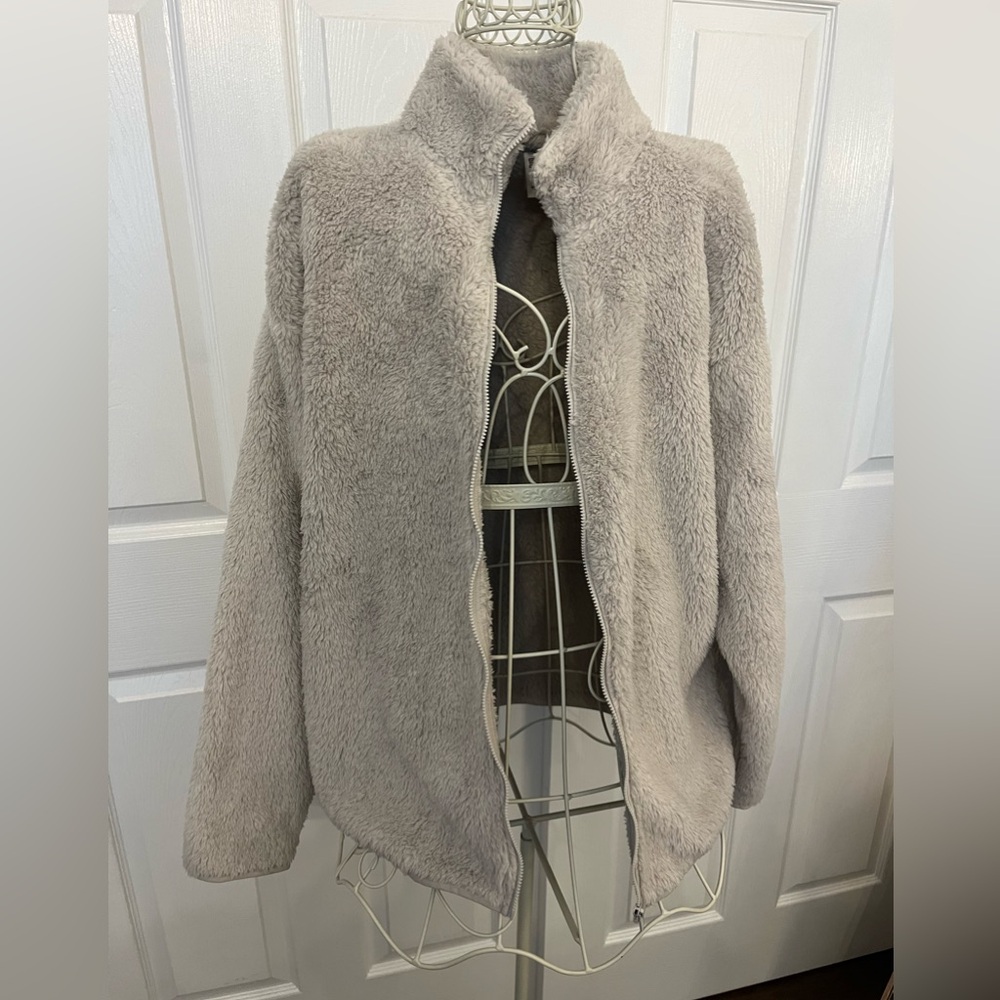 VS Pink Fleece Zip-up Jacket
